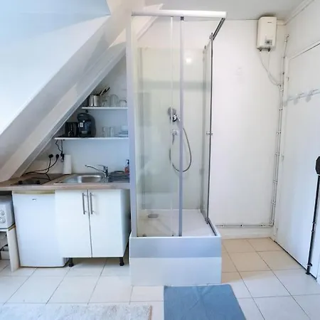 Lumineux. Studio Republique/bastille, Marais דירה *