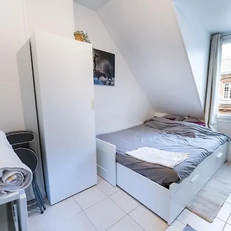 Lumineux. Studio Republique/bastille, Marais דירה *